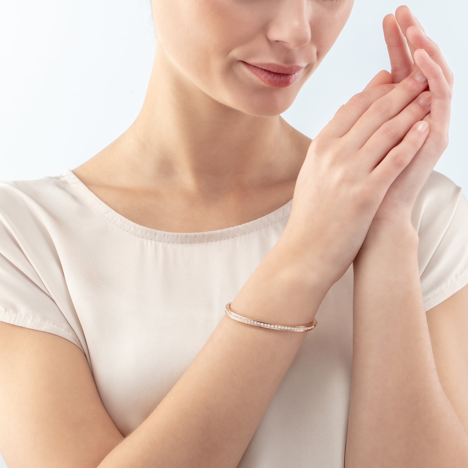 Bangle stainless steel & crystals rose gold crystal 17