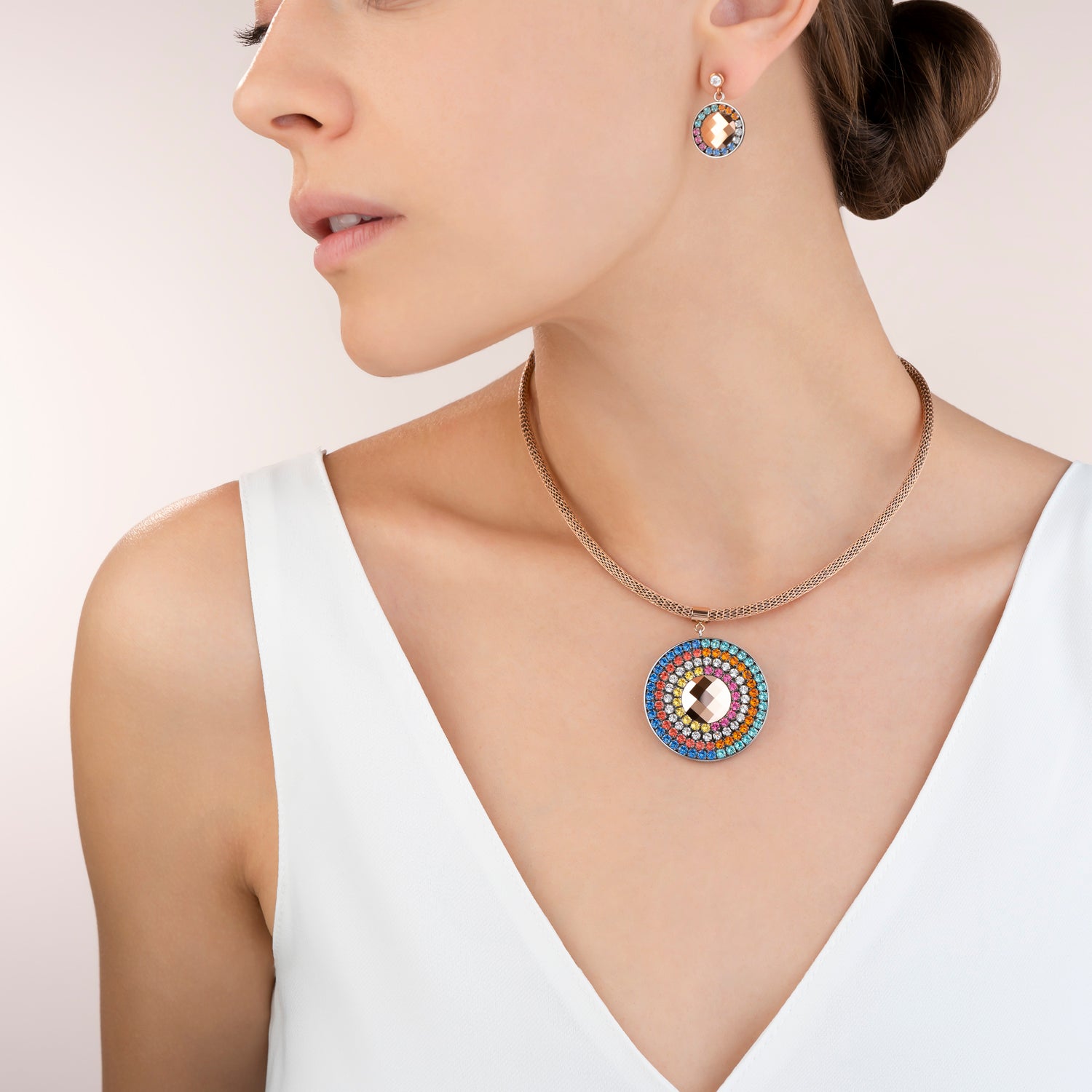 Necklace Amulet small Crystals & mesh multicolour