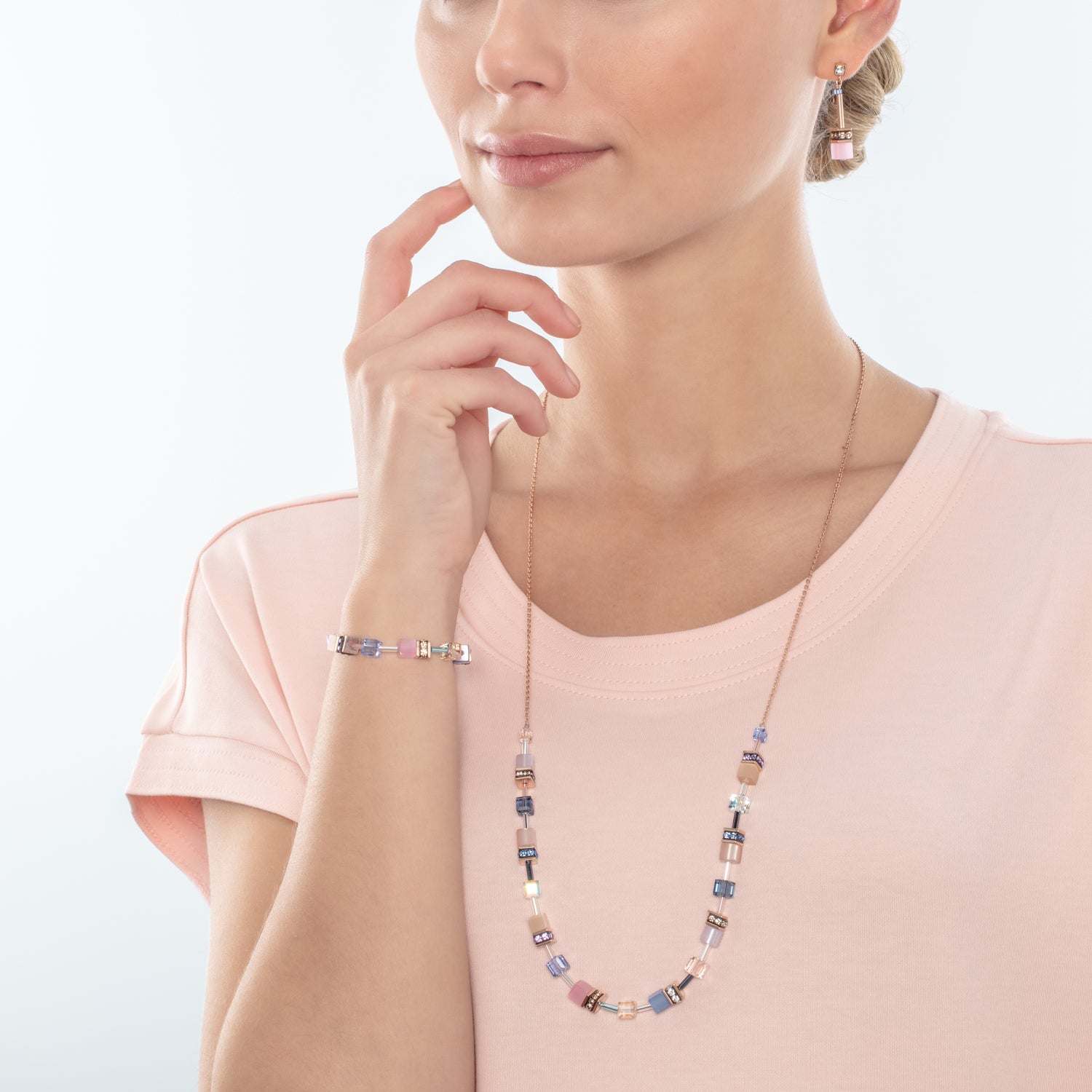 GeoCUBE® Iconic Chain bracelet pale blue pink