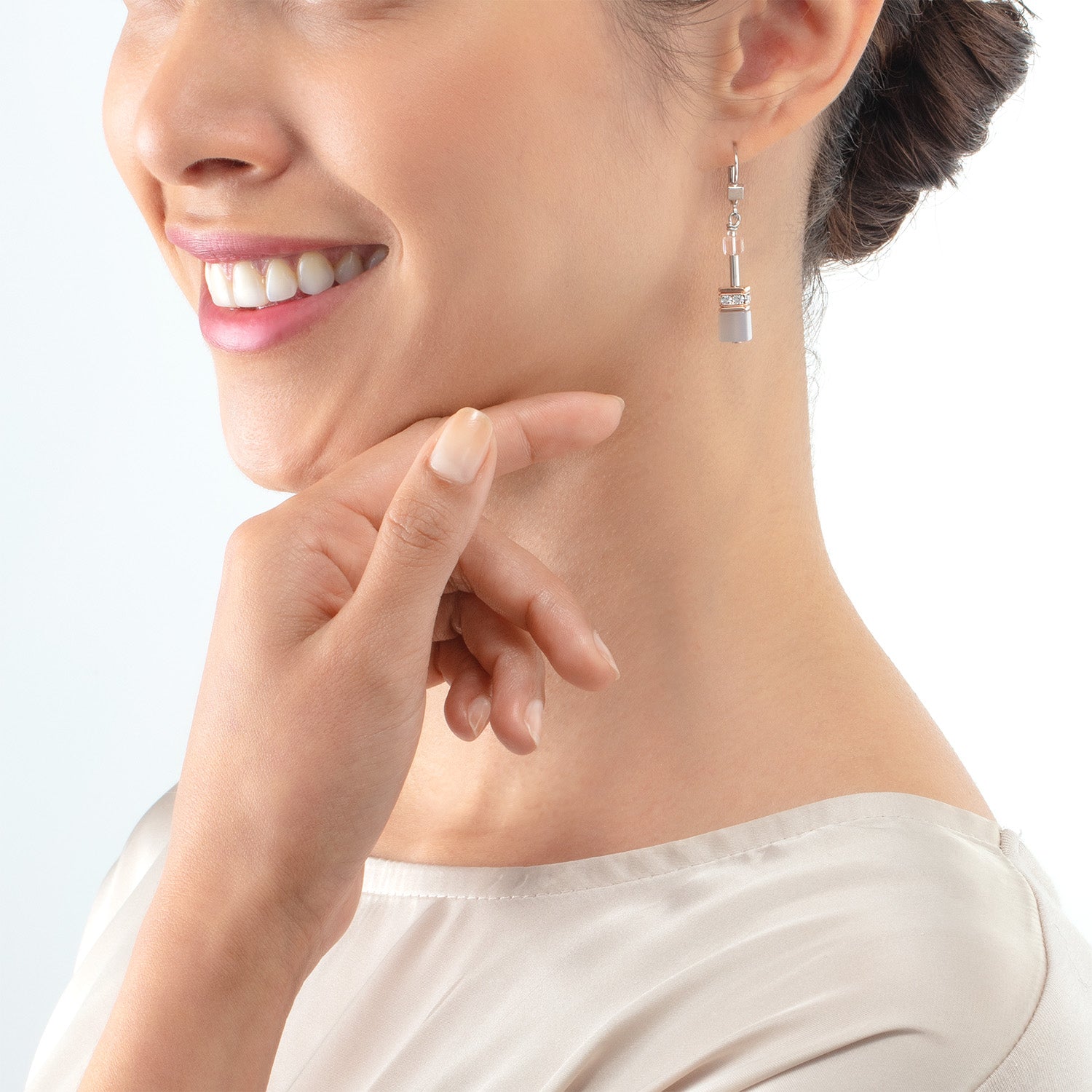 GeoCUBE® Iconic Precious earrings rose gold-peach