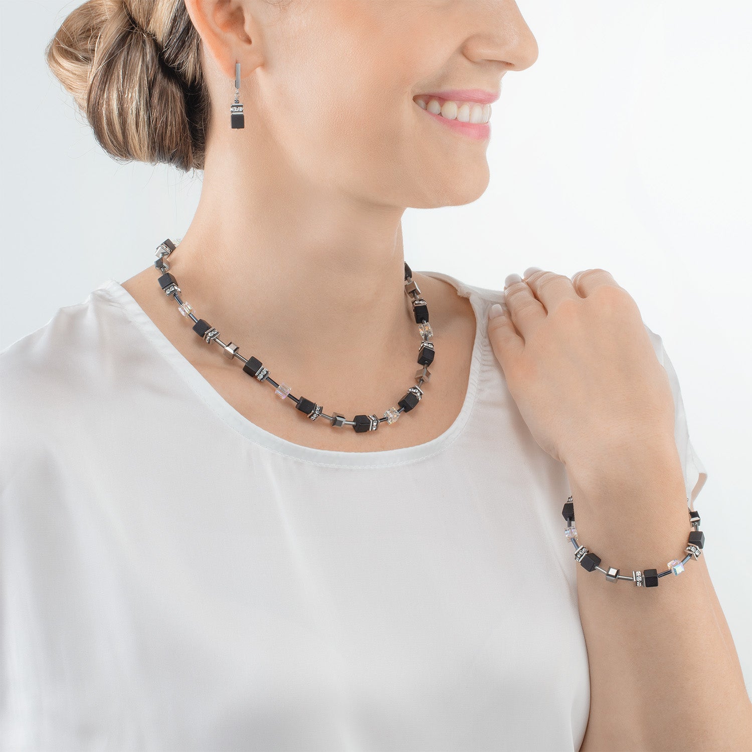 GeoCUBE® Iconic Precious Onyx necklace crystal-black