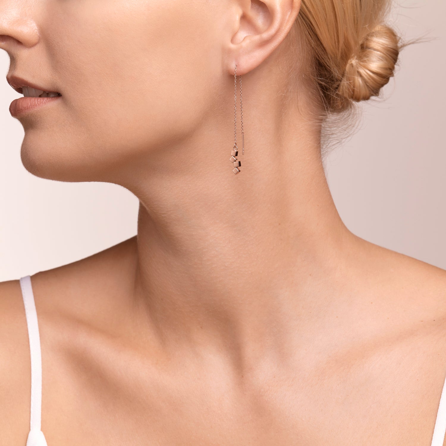 Earrings Dancing GeoCUBE® small stainless steel rose gold